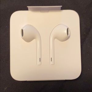 Apple Headphones